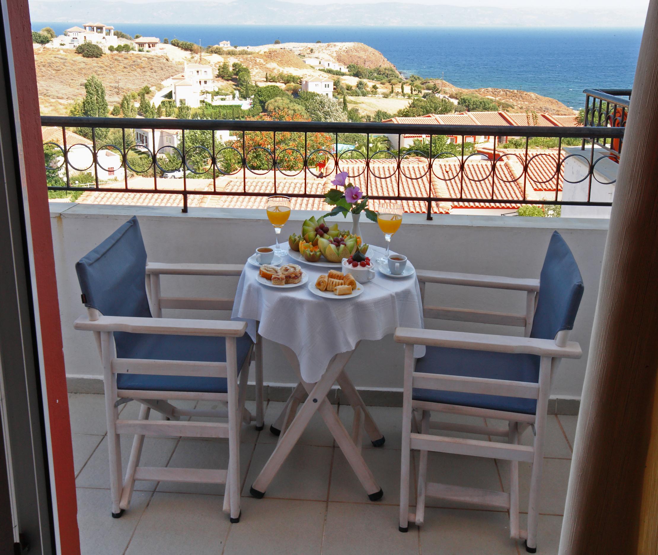Belvedere Aeolis Hotel มิธิมนา ภายนอก รูปภาพ