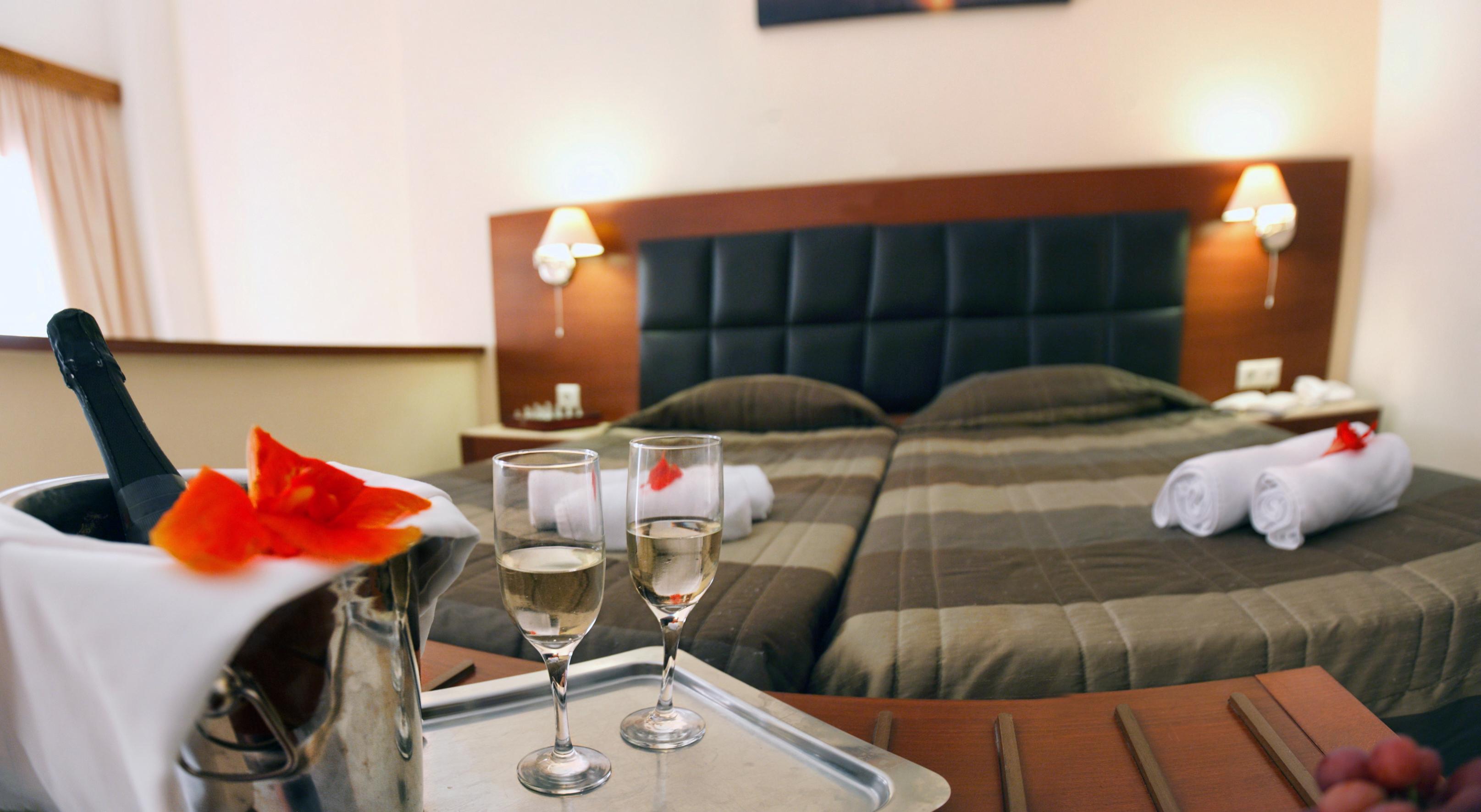 Belvedere Aeolis Hotel มิธิมนา ภายนอก รูปภาพ