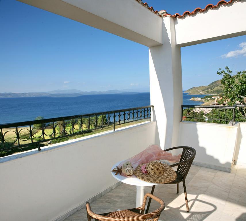 Belvedere Aeolis Hotel มิธิมนา ภายนอก รูปภาพ