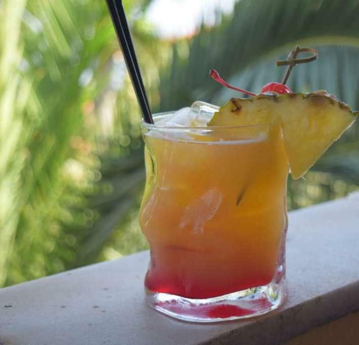 Belvedere Aeolis Hotel มิธิมนา ภายนอก รูปภาพ